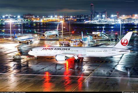 羽田空港から高知空港、そして宇宙への旅